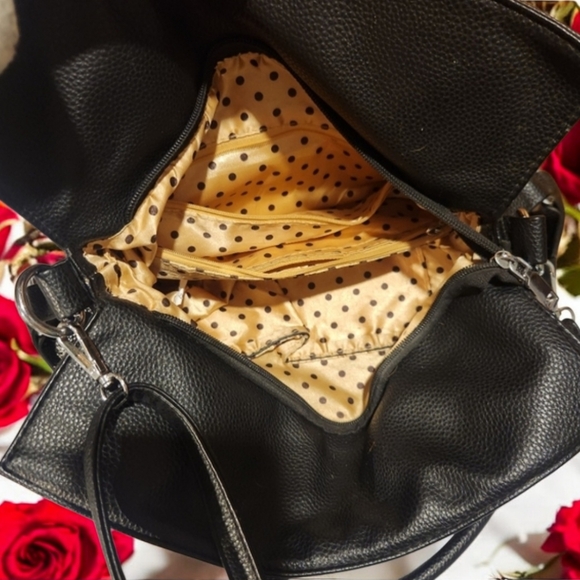 Black and Silver Skull Embellished Shoulder Bag - Picture 8 of 9